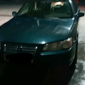 Toyota Camry 1998