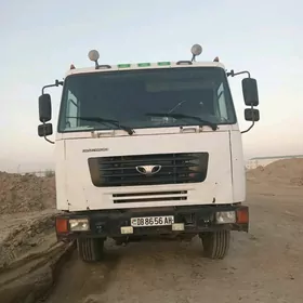 Howo Sinotruk 2000