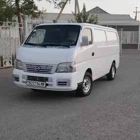 Nissan Urvan 2006