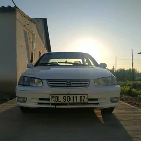 Toyota Camry 1998