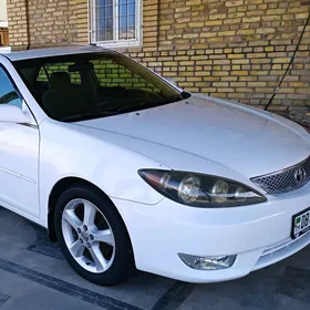 Toyota Camry 2005