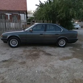 BMW 525 1990