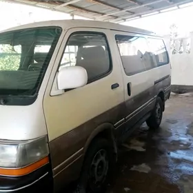 Toyota Hiace 1989