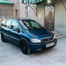 Opel Zafira 2002