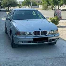 BMW E39 1998