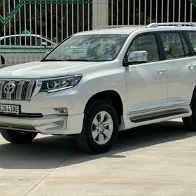 Toyota Land Cruiser Prado 2023