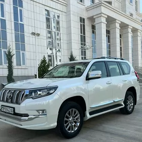 Toyota Land Cruiser Prado 2021