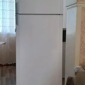 Холодильник (BEKO)