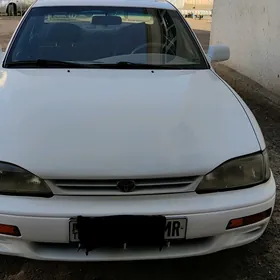 Toyota Camry 1992