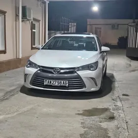 Toyota Camry 2016