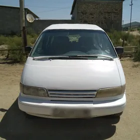 Toyota Previa 1991