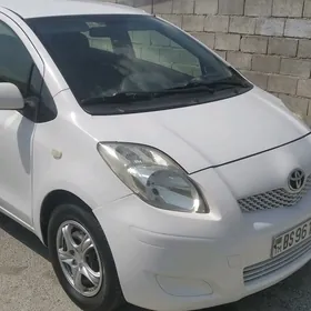 Toyota Yaris 2010