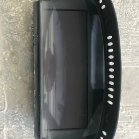 BMW E60 monitor