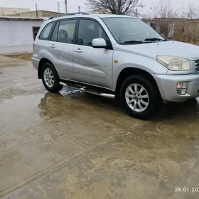 Toyota RAV4 2001