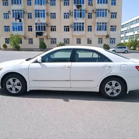 Toyota Camry 2011