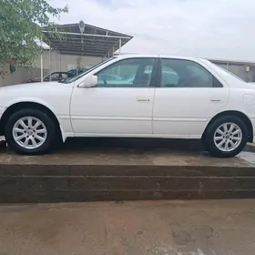 Toyota Camry 1998