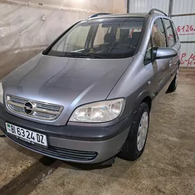 Opel Zafira 2004