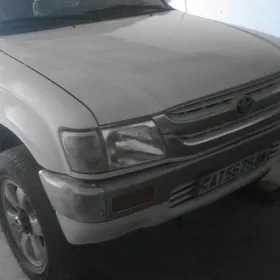 Toyota Hilux 2002
