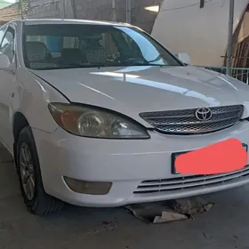 Toyota Camry 2004