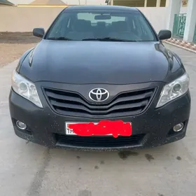 Toyota Camry 2011