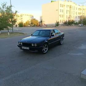 BMW 525 1990