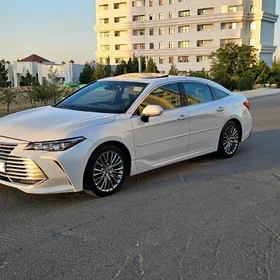 Toyota Avalon 2019