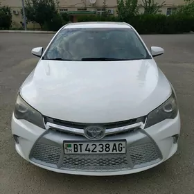 Toyota Camry 2016