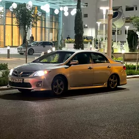 Toyota Corolla 2013