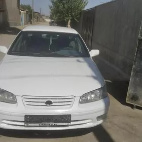 Toyota Camry 1997