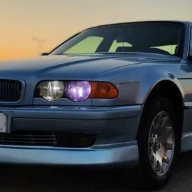 BMW 740 1999