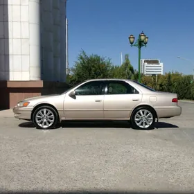 Toyota Camry 2000