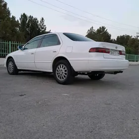 Toyota Camry 1997