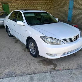 Toyota Camry 2005