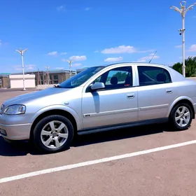 Opel Astra 2003