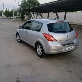 Nissan Versa 2010