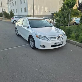 Toyota Camry 2010