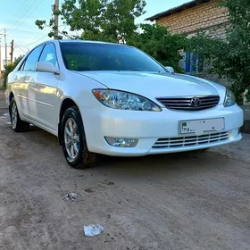 Toyota Camry 2004