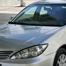 Toyota Camry 2004