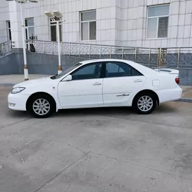 Toyota Camry 2004