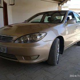 Toyota Camry 2005