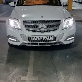 Mercedes-Benz GLK-Class 2015