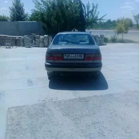 Toyota Carina 1995