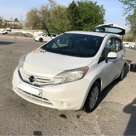 Nissan Versa Note 2013