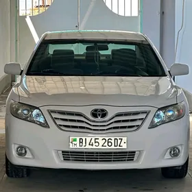 Toyota Camry 2010