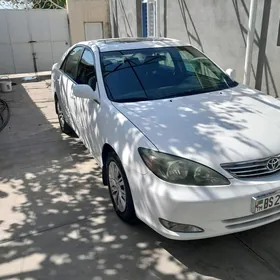 Toyota Camry 2004