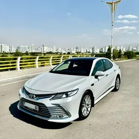 Toyota Camry 2023