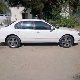 Nissan Maxima 1998