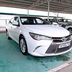 Toyota Camry 2015