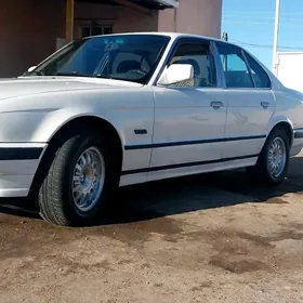 BMW 525 1990