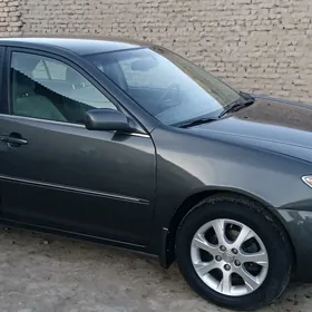 Toyota Camry 2004